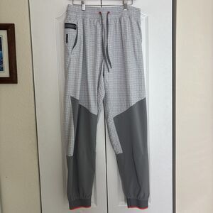 Under Armour Men’s Sz. XL -UA RUSH CELLIANT- Pants Tapered Geometric Pattern
